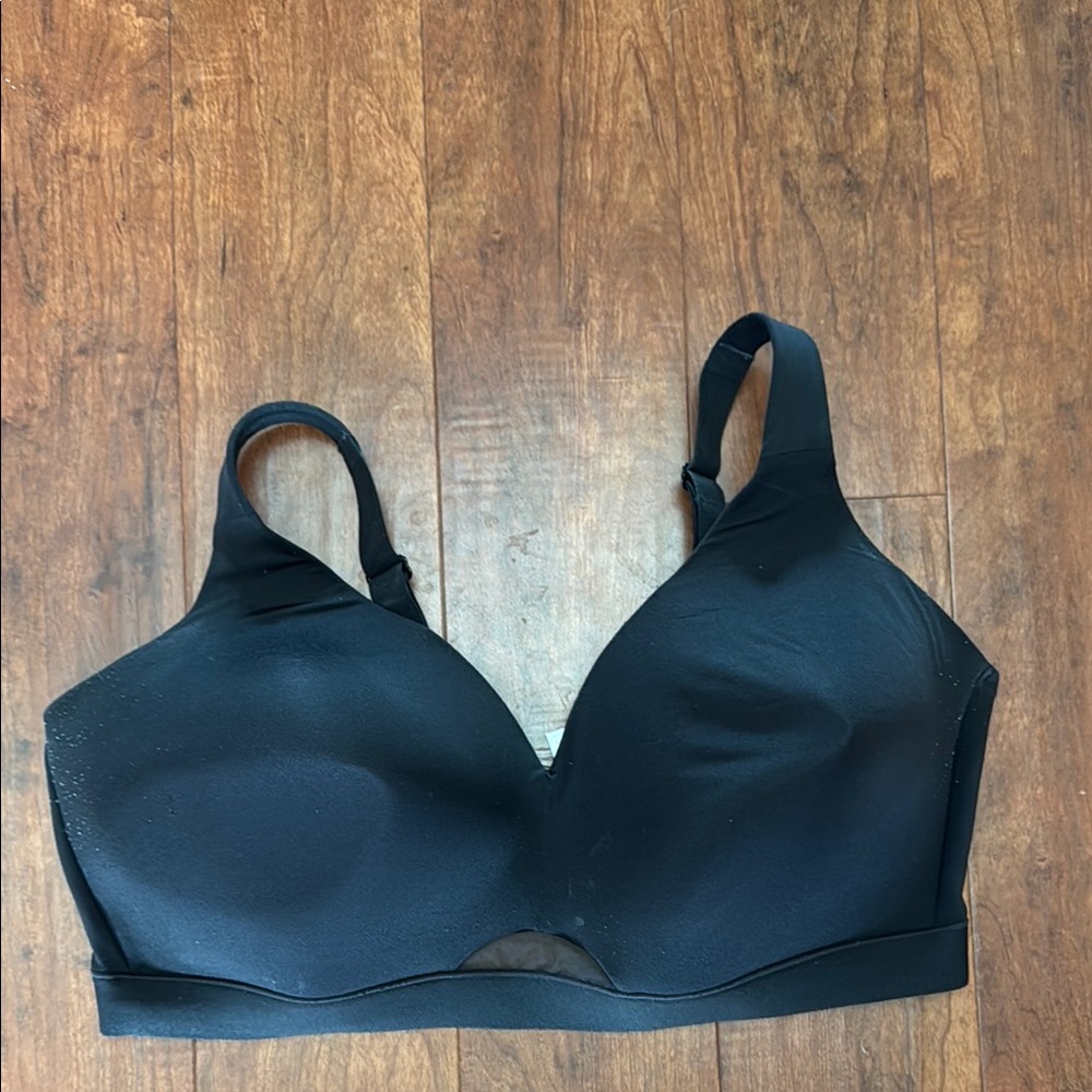 Cacique Women's 42DDD black Bra